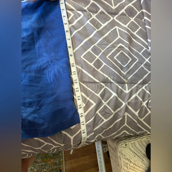 Tommy Bahama Blue Hawaiian Floral Leaf Print Button Up Shirt Size Large - Picture 5 of 14